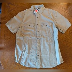 Carhartt NWT Large Short sleeve, Relaxed Fit